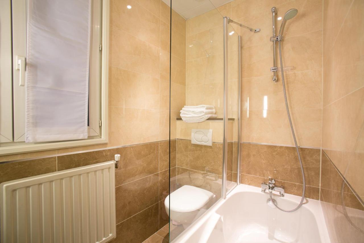 Hotel Bellevue Saint-Lazare Paris Bagian luar foto