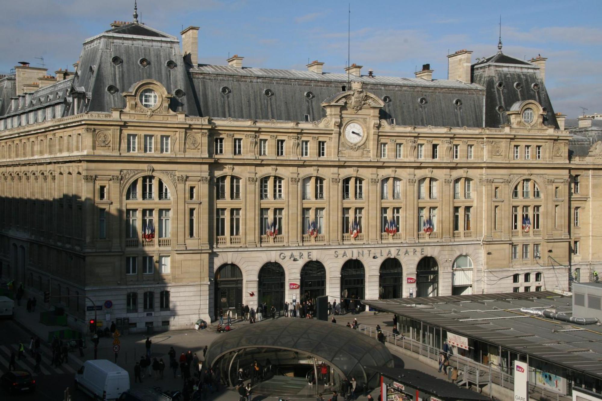 Hotel Bellevue Saint-Lazare Paris Bagian luar foto
